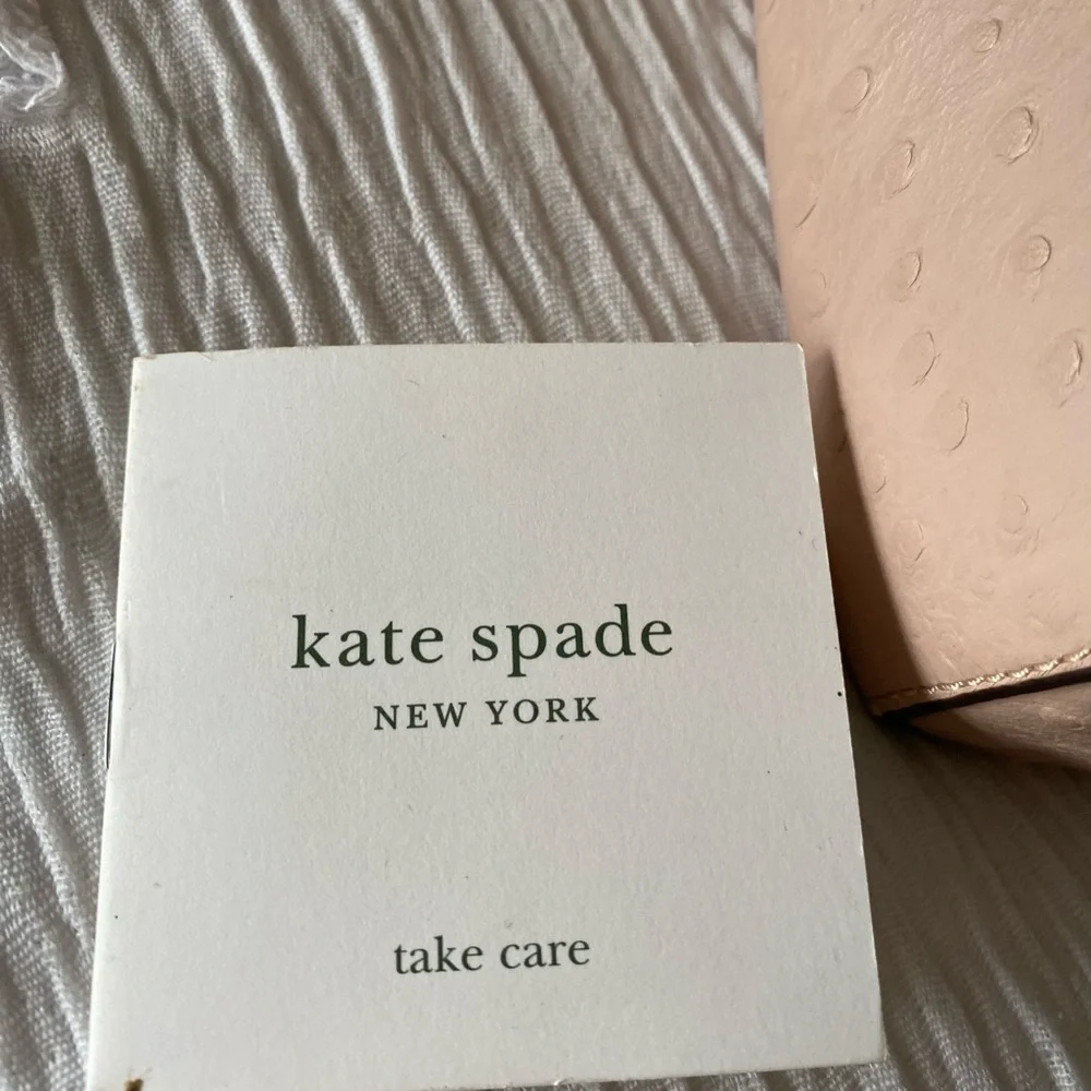 Kate Spade Blush Textured Tote with strap - Picture 6 of 16